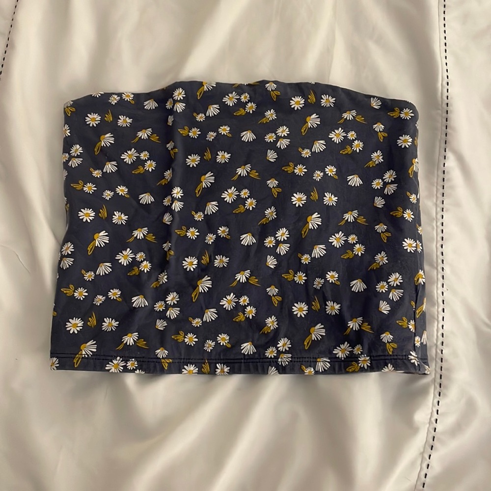 Blue, daisy tube top